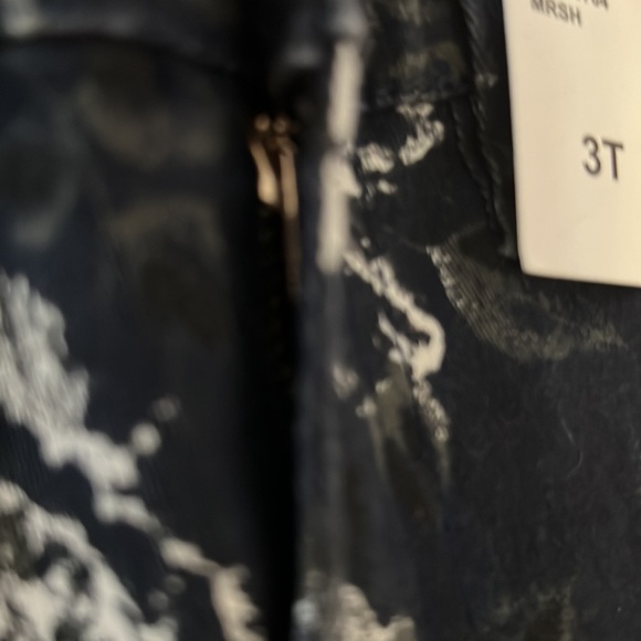 7 for all mankind pants. Button & zipper fly. Pockets. just the pants. 3T - Picture 8 of 8